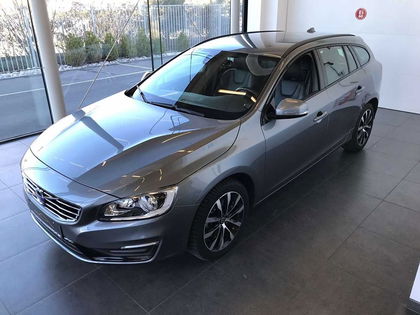 Volvo V60 DYNAMIC EDITION 150PK SLECHTS 72000KM