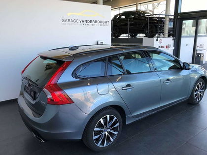 Volvo V60 DYNAMIC EDITION 150PK SLECHTS 72000KM