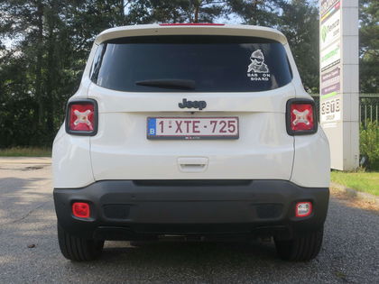 Jeep Renegade 1.3 T4 Black Star DDCT