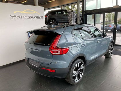 Volvo XC40 B4 HYBRID BENZINE AUTOMAAT PLUS DARK