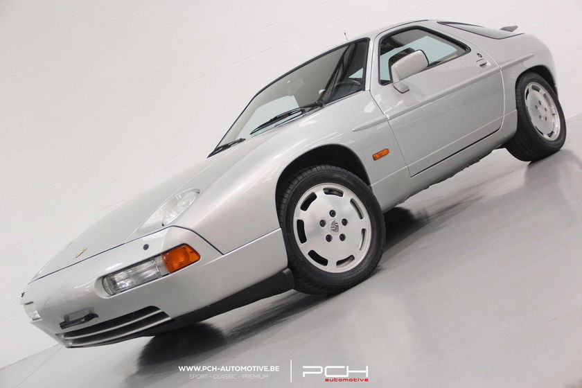 Porsche 928