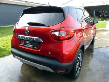 Renault Captur Camera, cruise control, navi, PDC achter, leder, verwarmde zetels