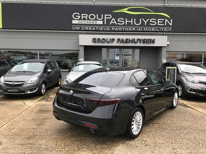 Alfa Romeo Giulia 2.2JTDm 160PK Automaat