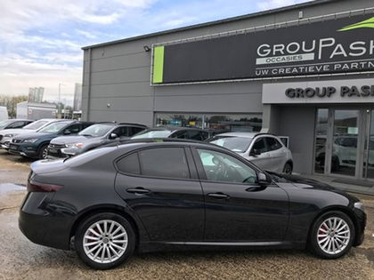 Alfa Romeo Giulia 2.2JTDm 160PK Automaat