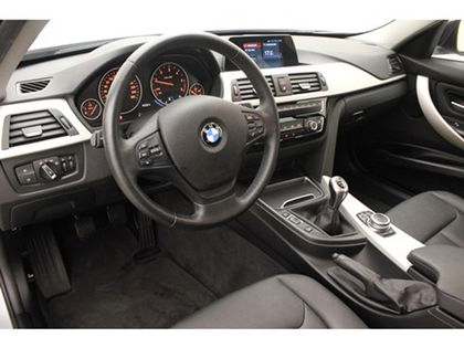 BMW Serie 3 316d Touring Advantage Pack Business & Comfort Leder GPS Dig.Airco Led