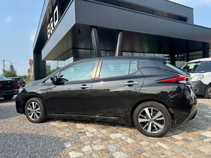 Nissan LEAF EV 40kWh Premie 3000€ en STUNTPRIJS 14045 +btw