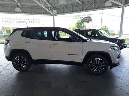 Jeep Compass E-HYBRID* MY24* ALTITUDE* SAFETY PACK