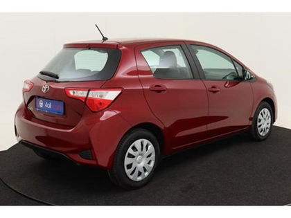 Toyota Yaris 2227 Y-oung