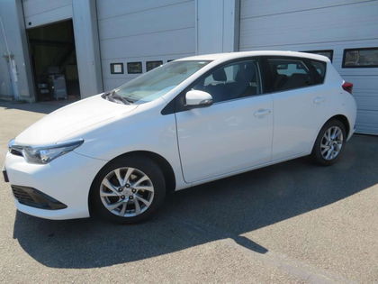 Toyota Auris Comfort & Pack 50