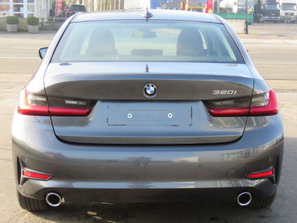 BMW Serie 3 320 I Automaat - Navi - LED - Cruise - PDC - Alu