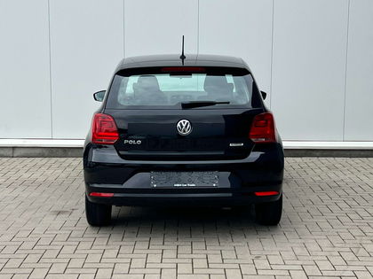 Volkswagen Polo Sedan ✅ 1.0i Trendline GARANTIE Airco Bluetooth Isofix