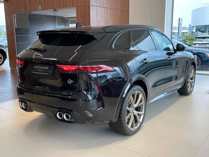 Jaguar F-Pace SVR 1988 Edition - 1 of 394