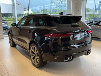 Jaguar F-Pace SVR 1988 Edition - 1 of 394